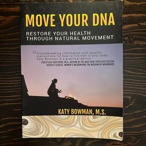 📕4/$20📕 Move Your DNA paperback book